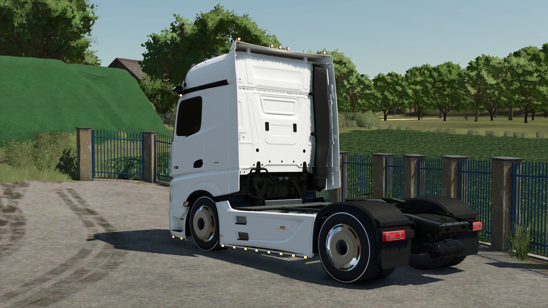 Mercedes Actros Edit