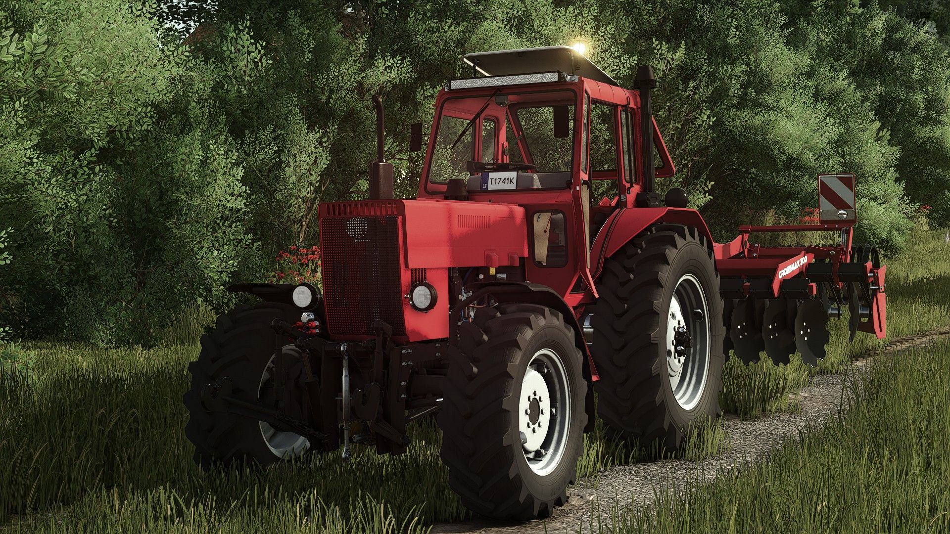 MTZ 82 BLK FS25 thumbnail 2