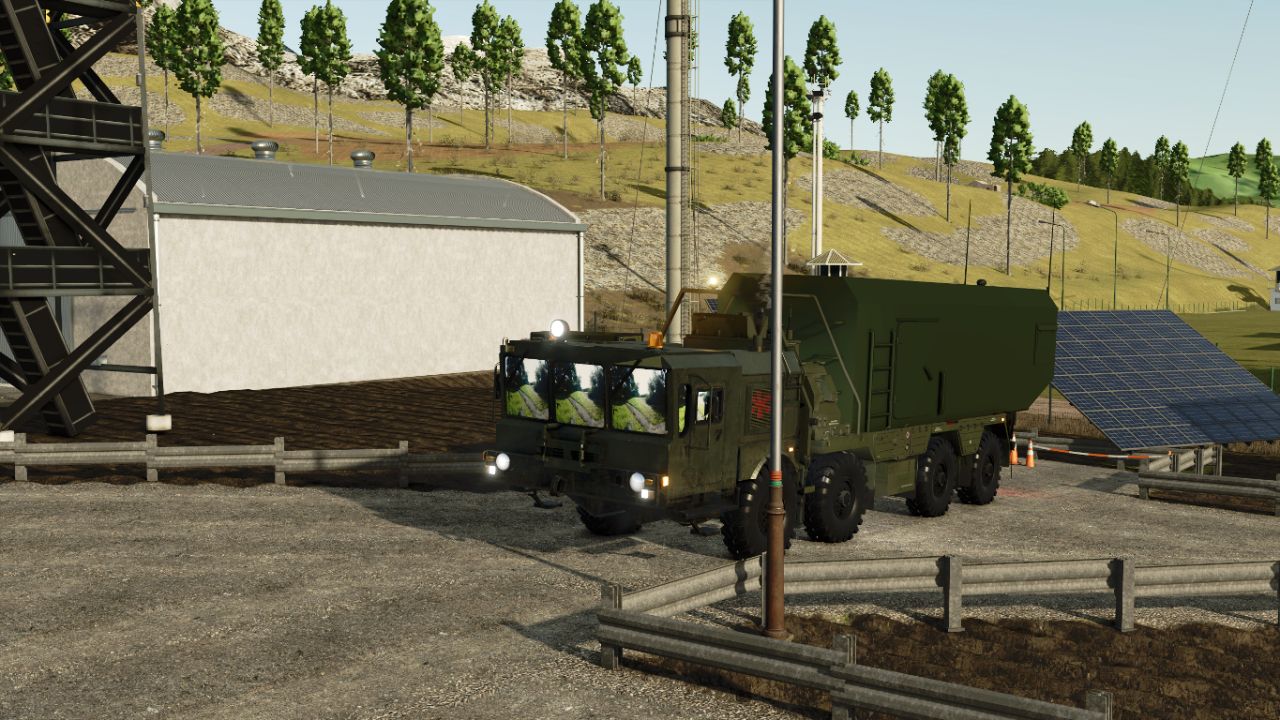 MZKT-7930 (Zwaar 8x8-chassis met commandovoerings- / C4ISR-module)