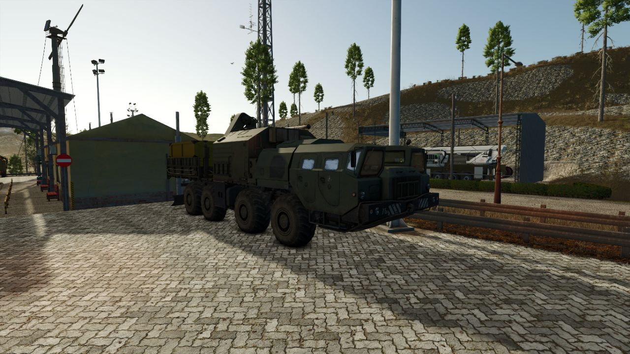 MZKT-7930 (Zwaar 8x8-chassis met commandovoerings- / C4ISR-module)