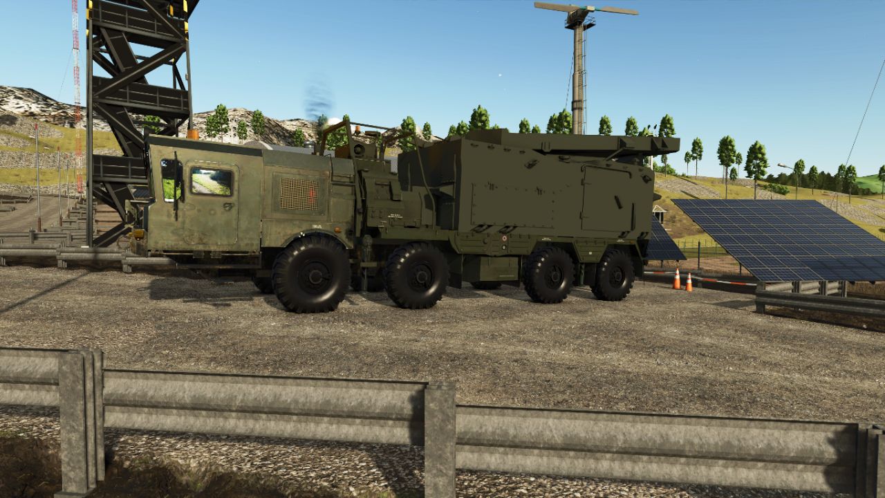MZKT-7930 (Zwaar 8x8-chassis met radar / mobiel platform voor elektronische oorlogsvoering)