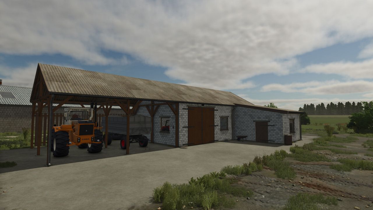 Vieux hangar moyen