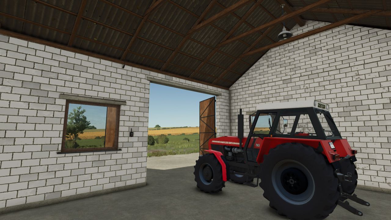 Vieux hangar moyen
