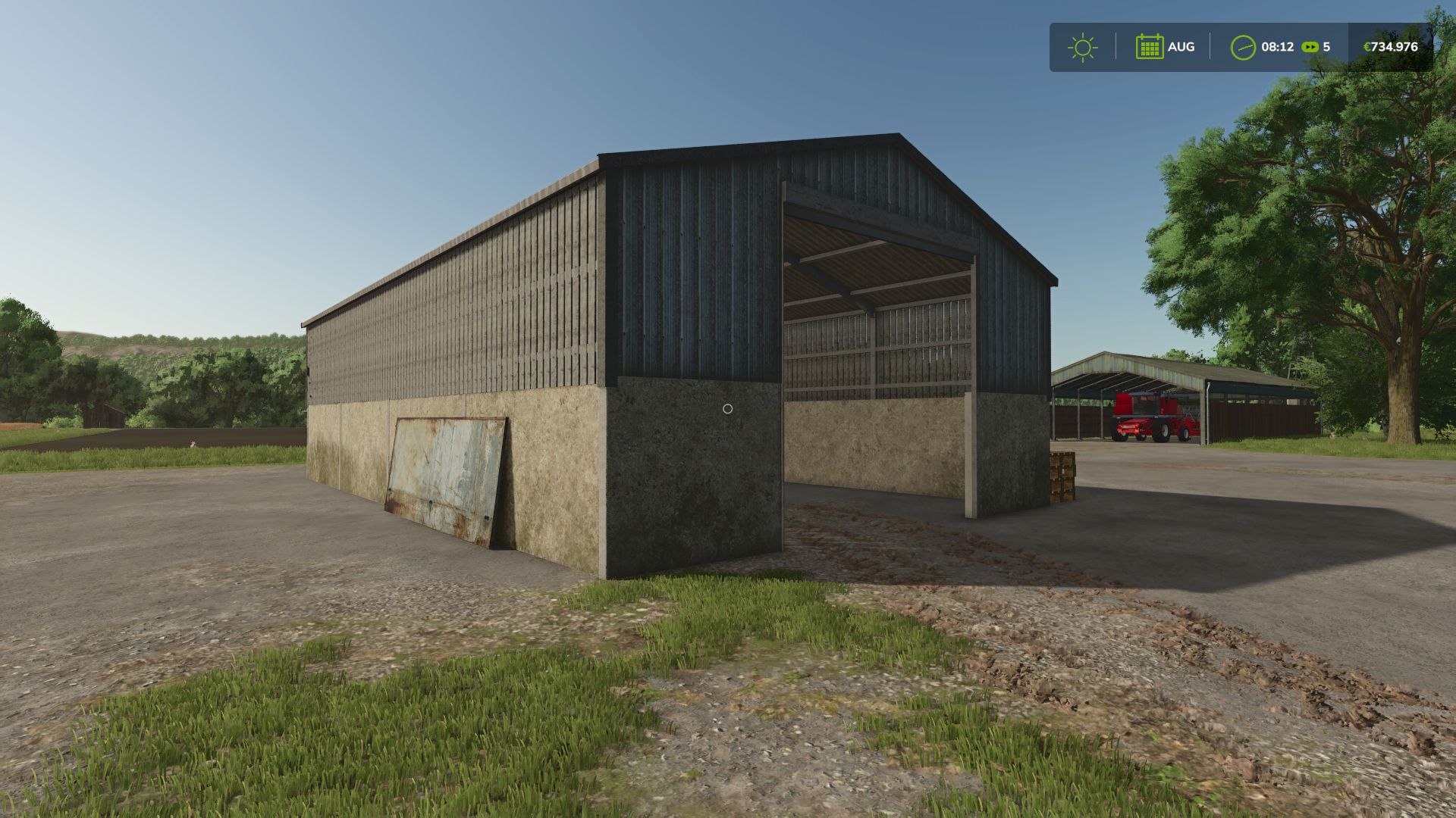 Vieux hangar en métal
