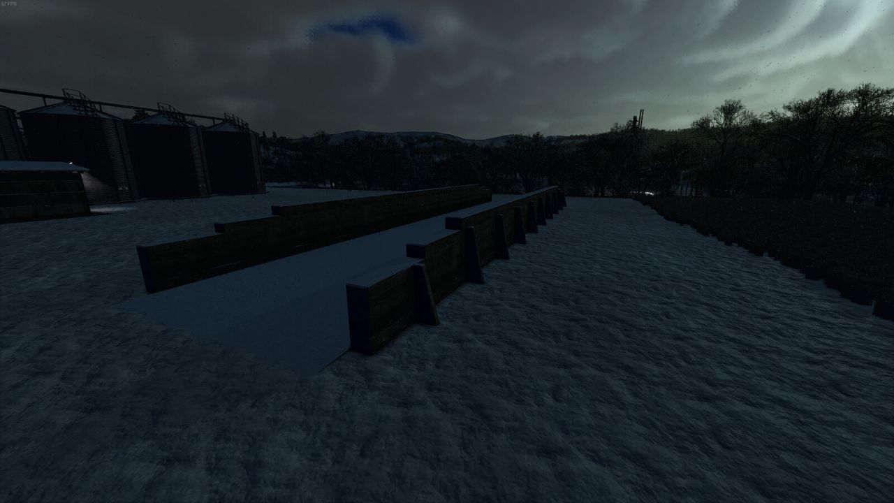 Старые силосы совхоза