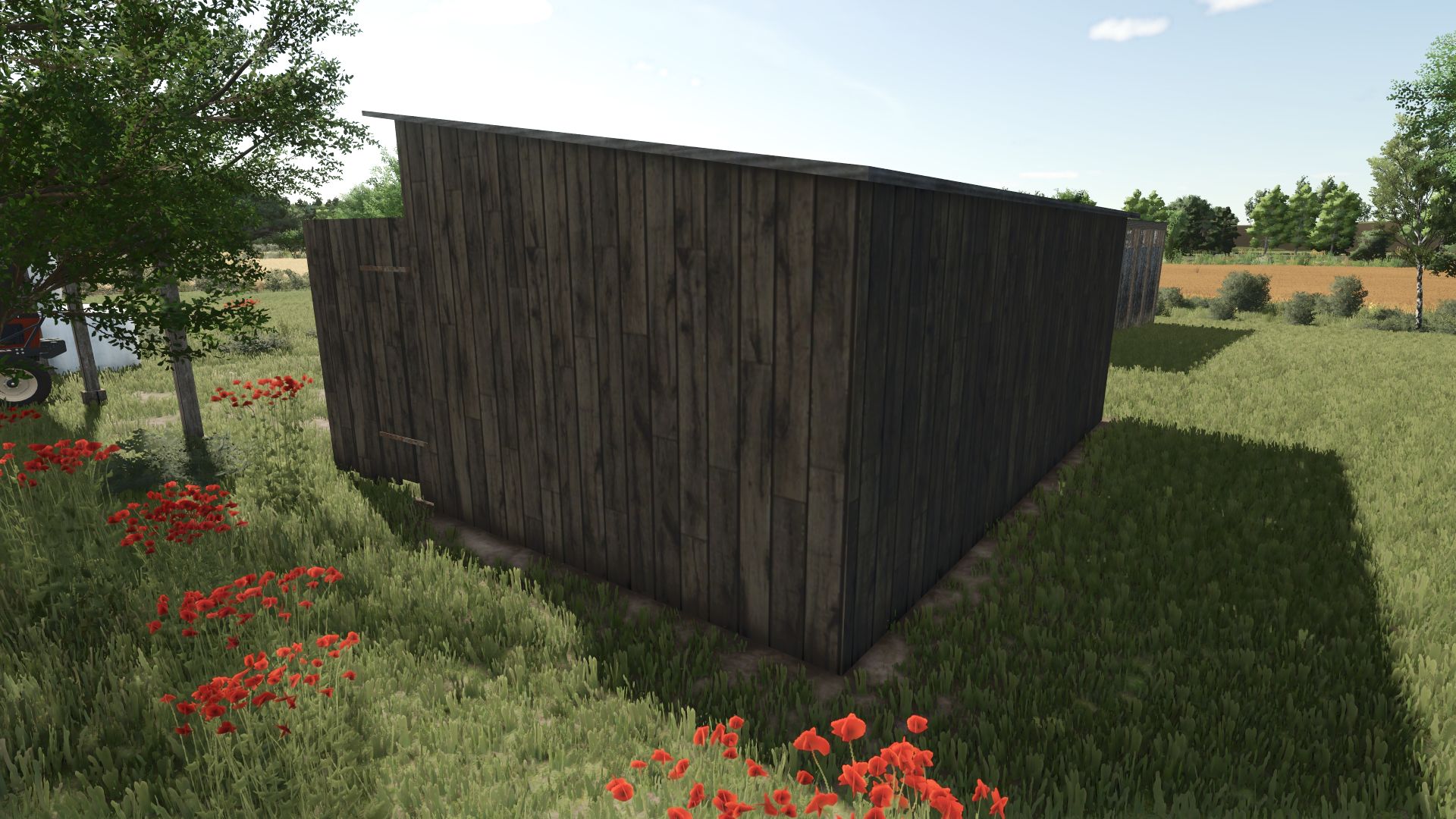 Antiguo garaje de madera.