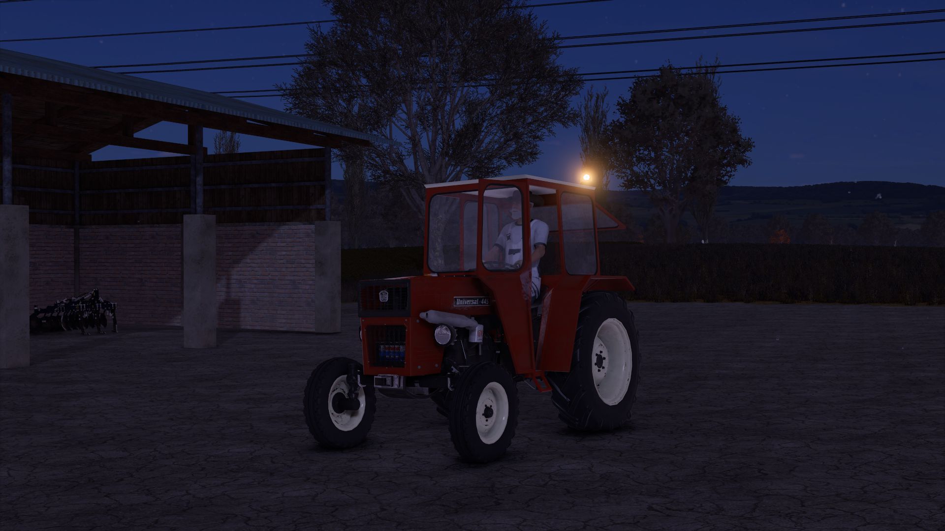 Universal 445