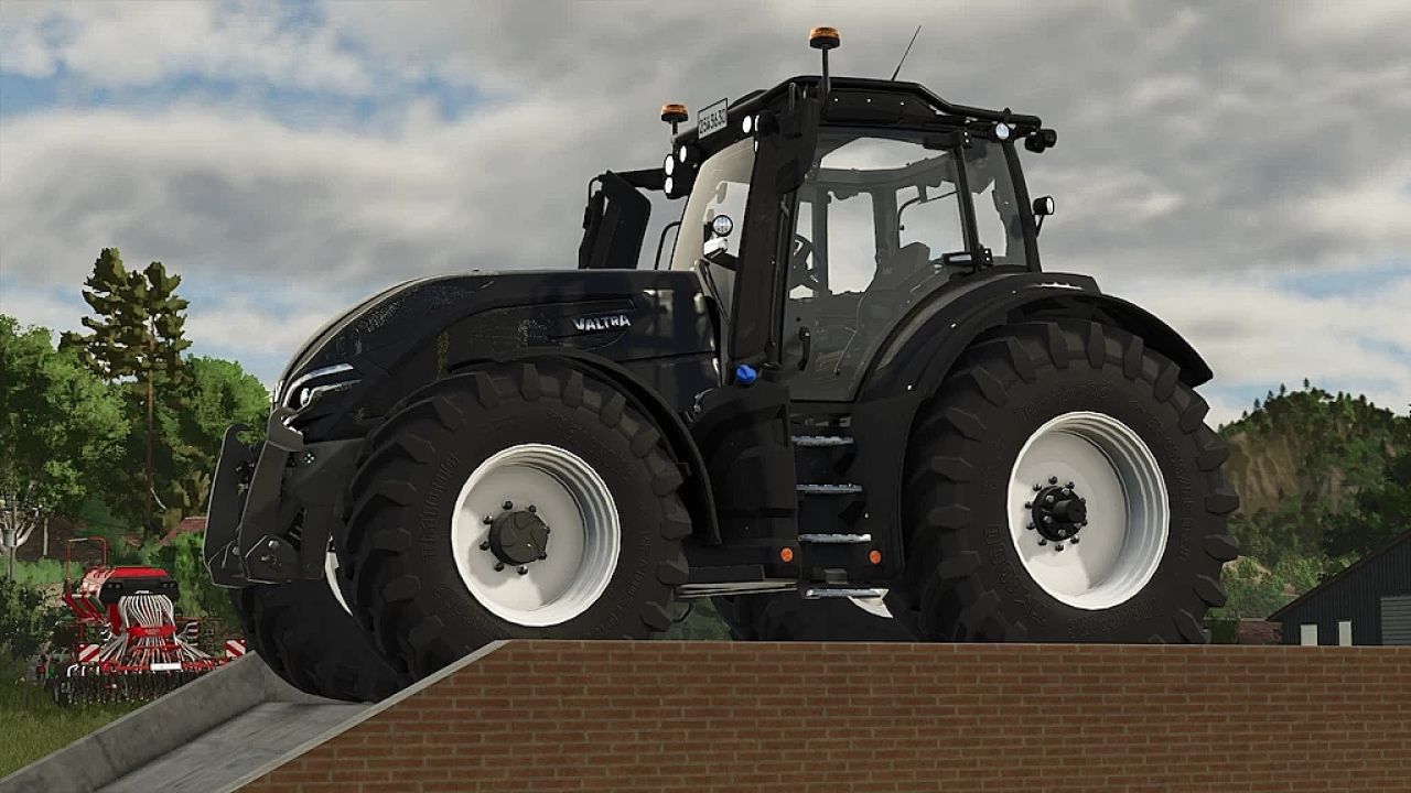 Valtra Q Series Rust Edition FS25