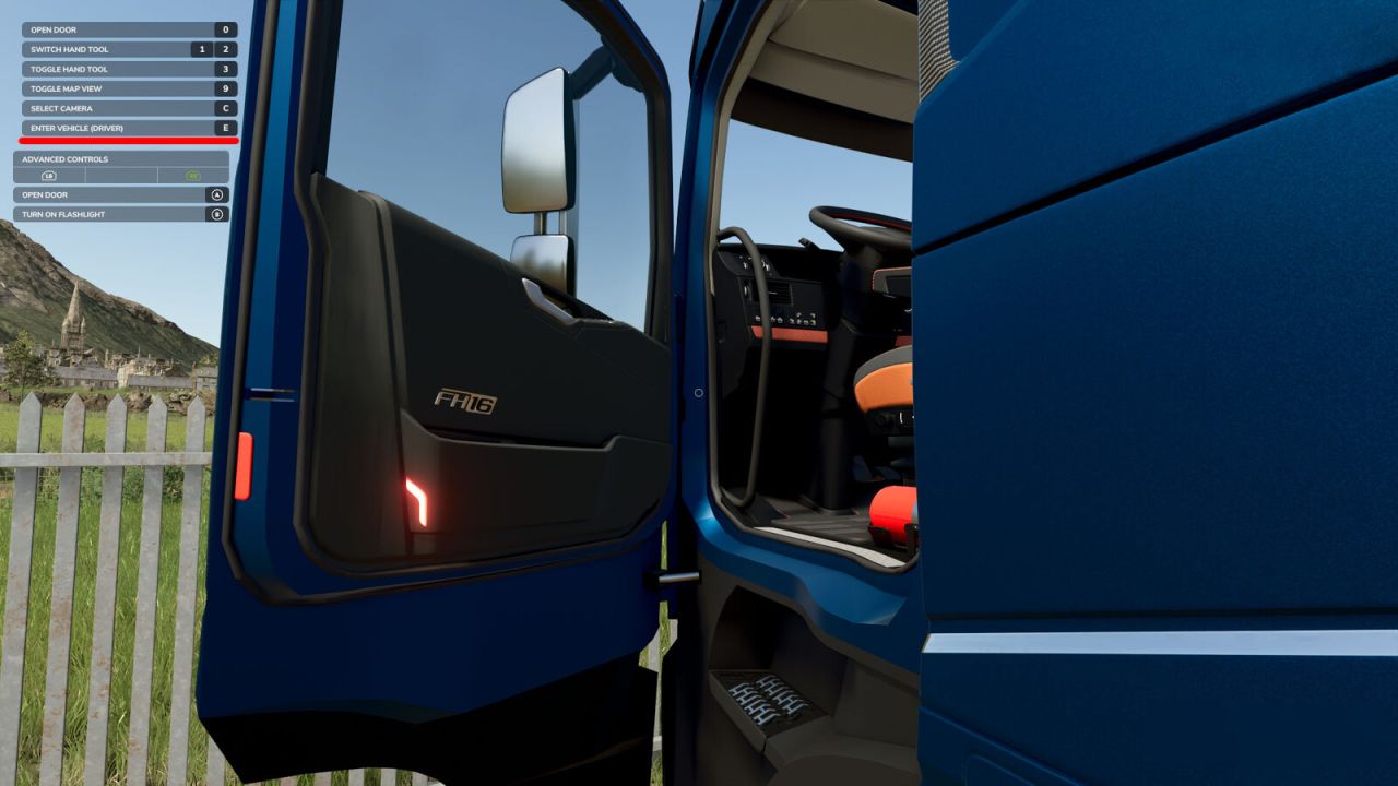 VOLVO FH16 ГРУЗОВИК ДЛЯ ПЕРЕВОЗКИ КУР