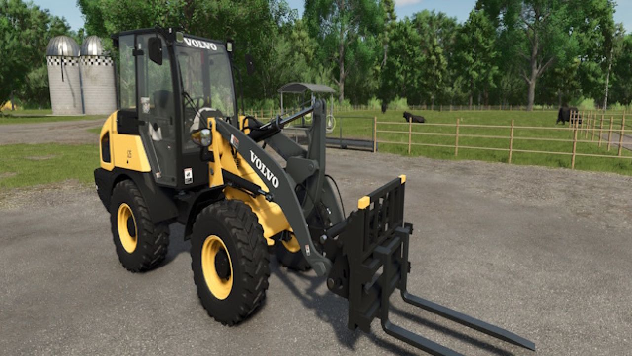 Volvo L25 + Cucharón y horquillas personalizadas
